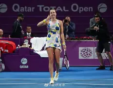  科维托娃回归赛场，关键助攻首场状态亮眼，FPX观众沸腾！